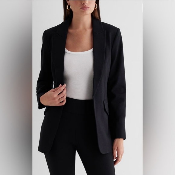 Express Columnist Women's Black Blazer - Picture 1 of 13